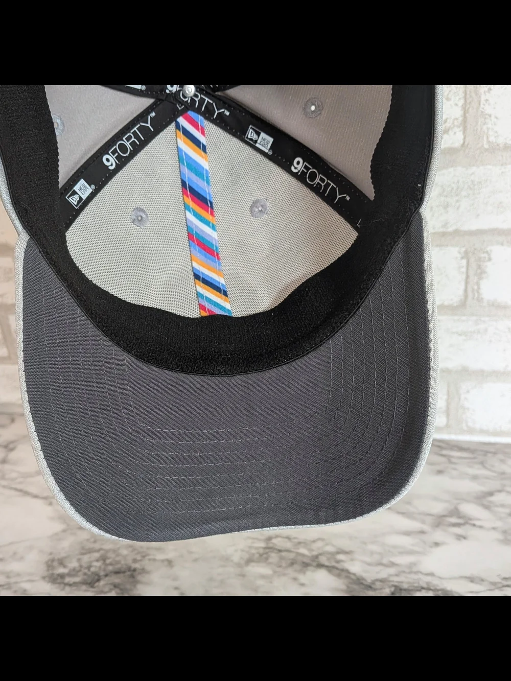 New Era 9FORTY Dallas Cowboys NFL Crucial Catch Intercept Cancer Snapback Hat - Picture 7 of 7